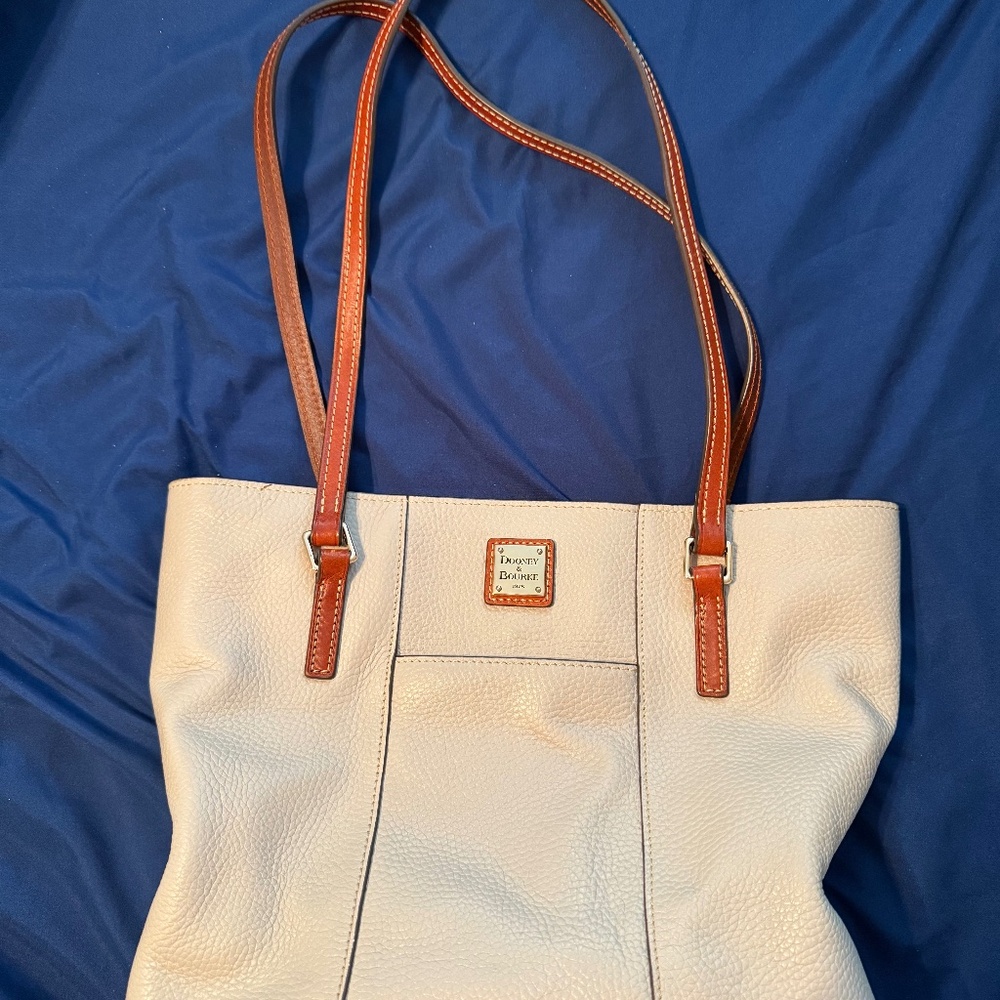 Dooney and Bourke Pebble purse
